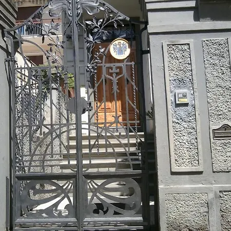 Tarussio Konukevi Arezzo