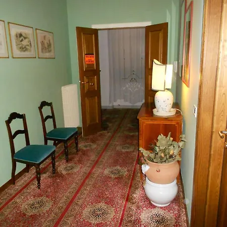 Konukevi Tarussio Arezzo