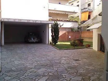 Konukevi Tarussio Arezzo
