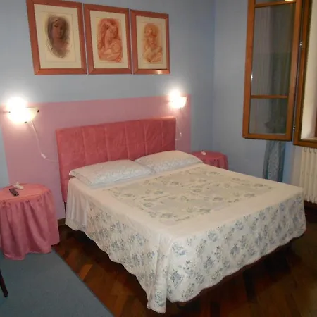 Tarussio Guest house Arezzo